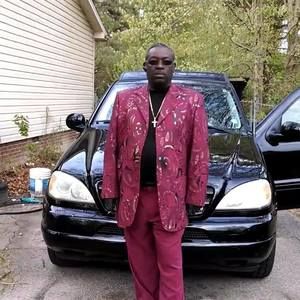 Meet your Posher, Lawrence